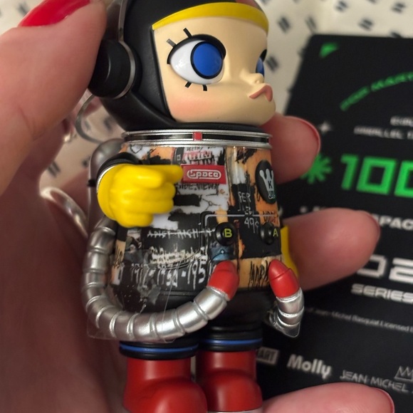 : : POP MART MEGA SPACE MOLLY JEAN-MICHEL BASQUIAT : : - Picture 5 of 16